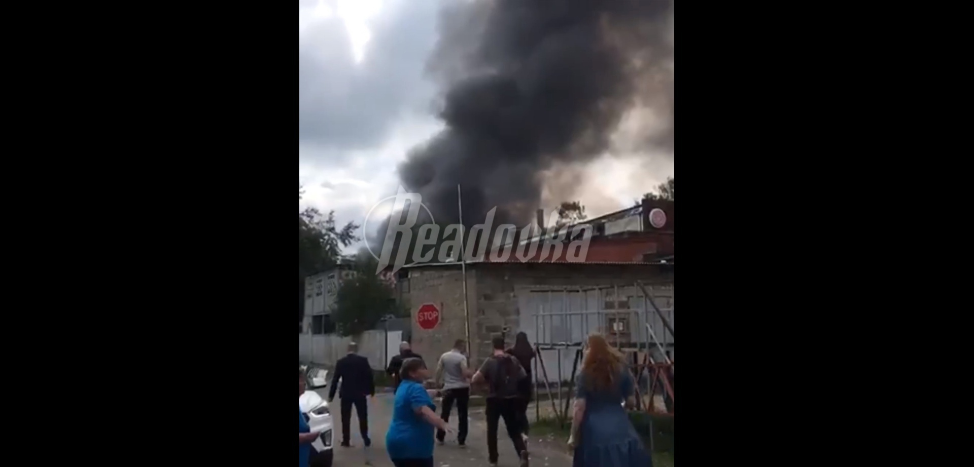 Очевидцы ЧП на Загорском оптико-механическом заводе делятся кадрами с места событий