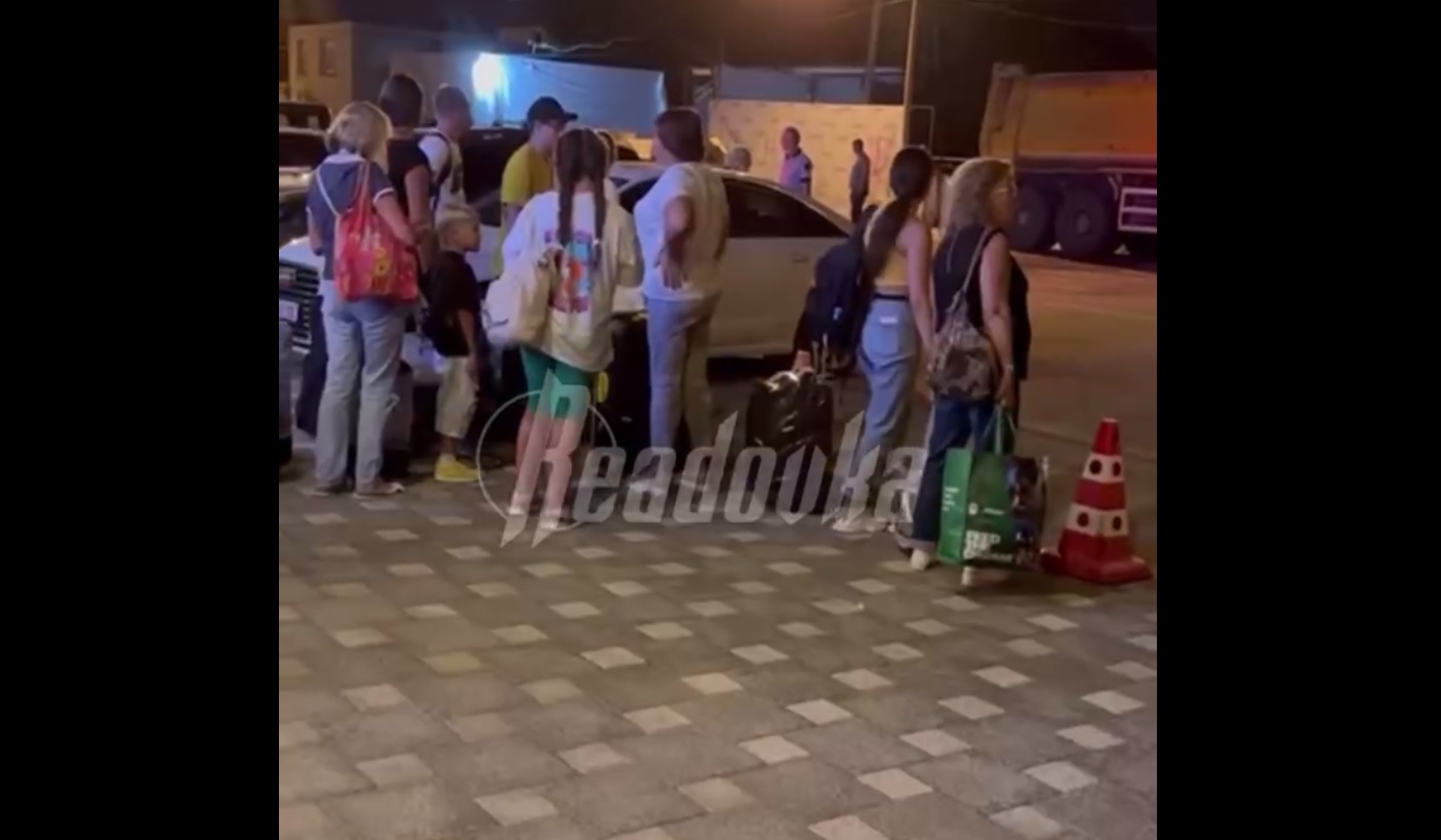 Туристы из Екатеринбурга все еще не могут покинуть Анталью 