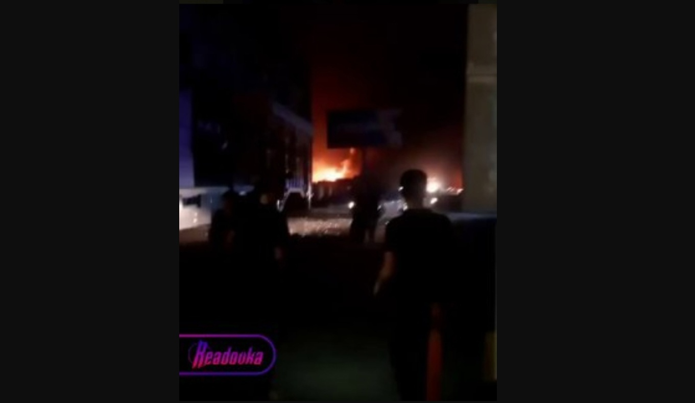 В Махачкале взорвалась автозаправка на выезде из города, есть погибшие