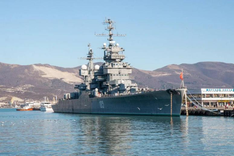 Отражена попытка атаки безэкипажным катером ВСУ кораблей Черноморского флота