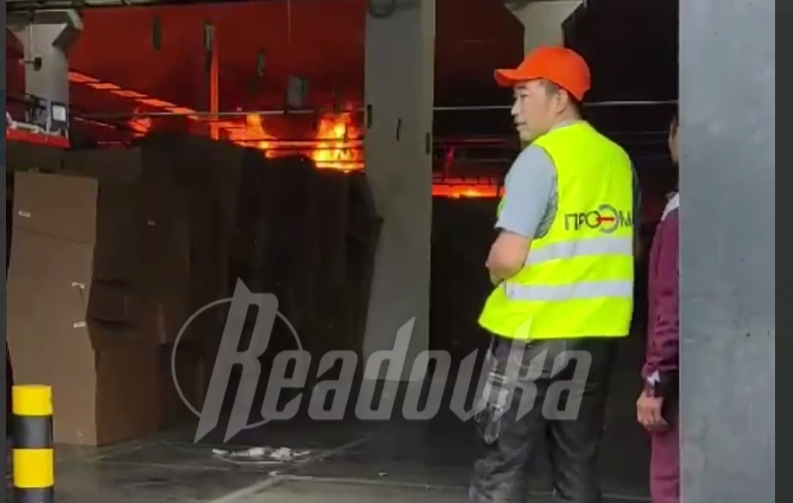 Появились кадры с места возгорания на складе Ozon в подмосковном Гривно