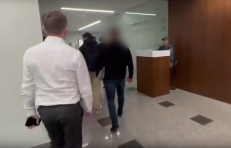 СК публикует кадры допроса гендиректора фирмы, продавшей билеты на смертельную экскурсию в Москве