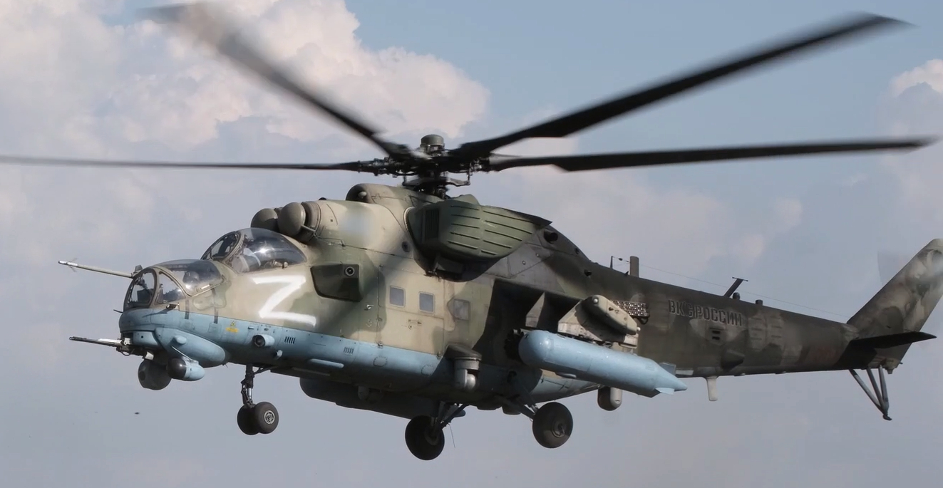 Российские Ми-35М уничтожили опорный пункт ВСУ на Краснолиманском направлении