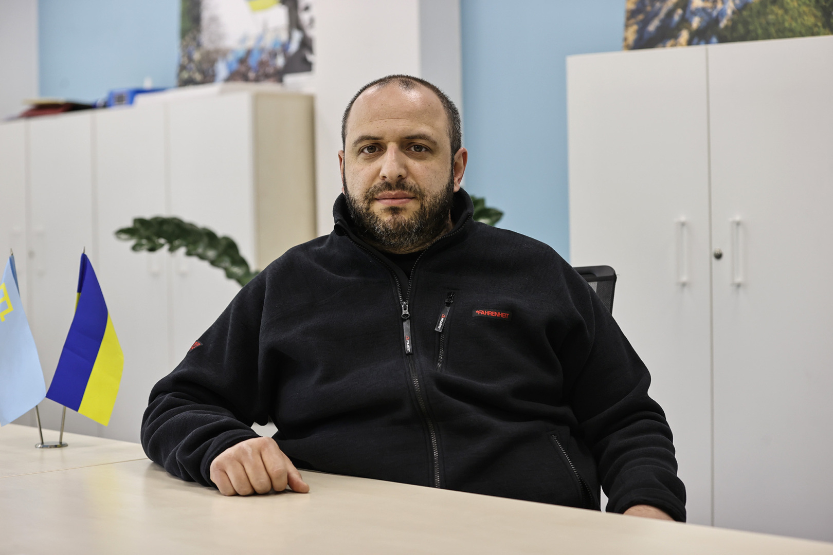 Рустем Умеров стал новым министром обороны Украины