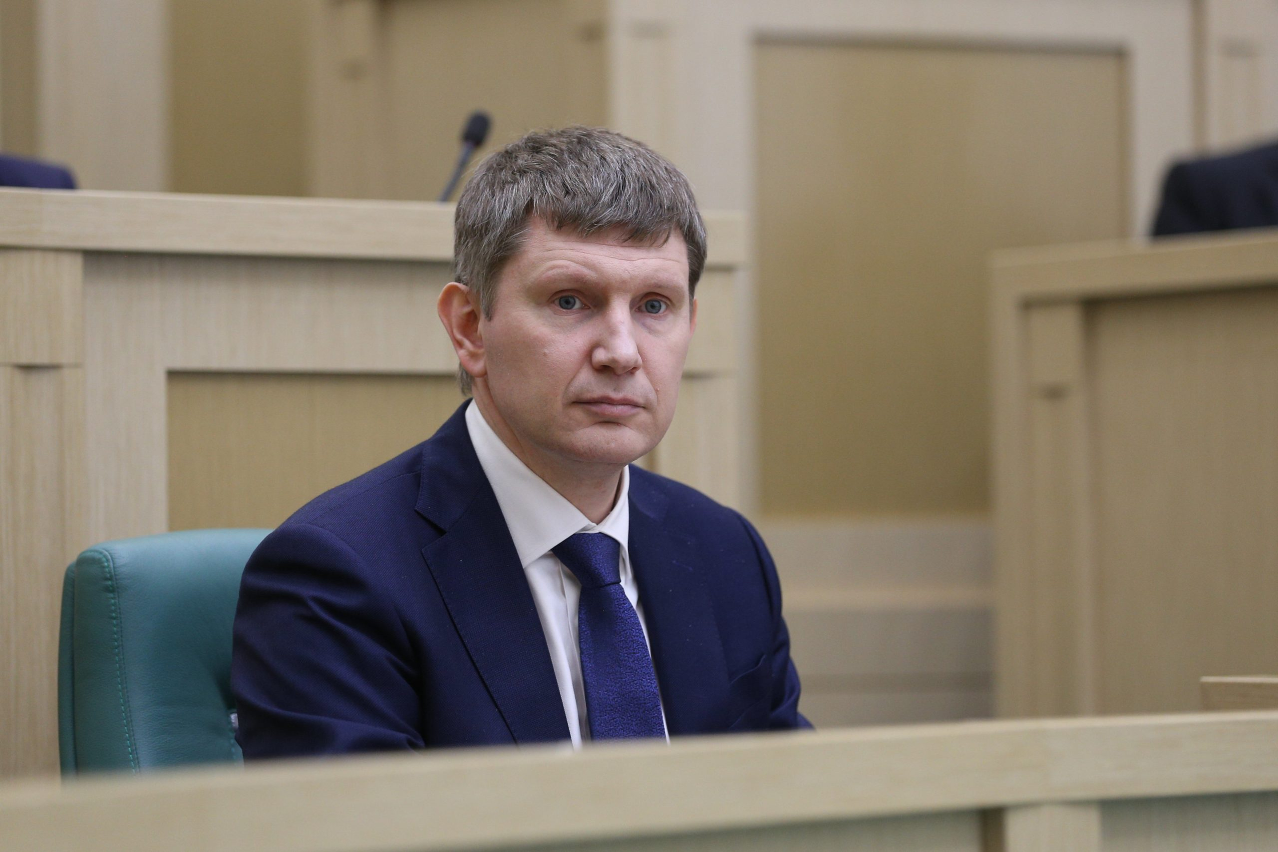 Решетников назвал безработицу в России «аномально» низкой
