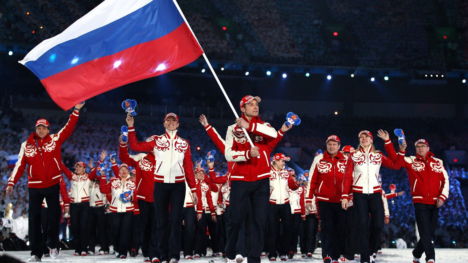 Более 100 российских спортсменов сменили гражданство