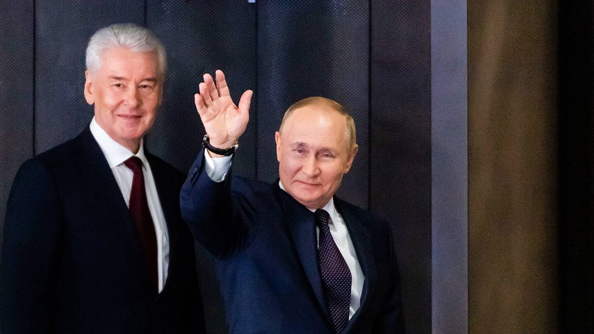 Путин и Собянин дали старт движению по проспекту Багратиона в Москве