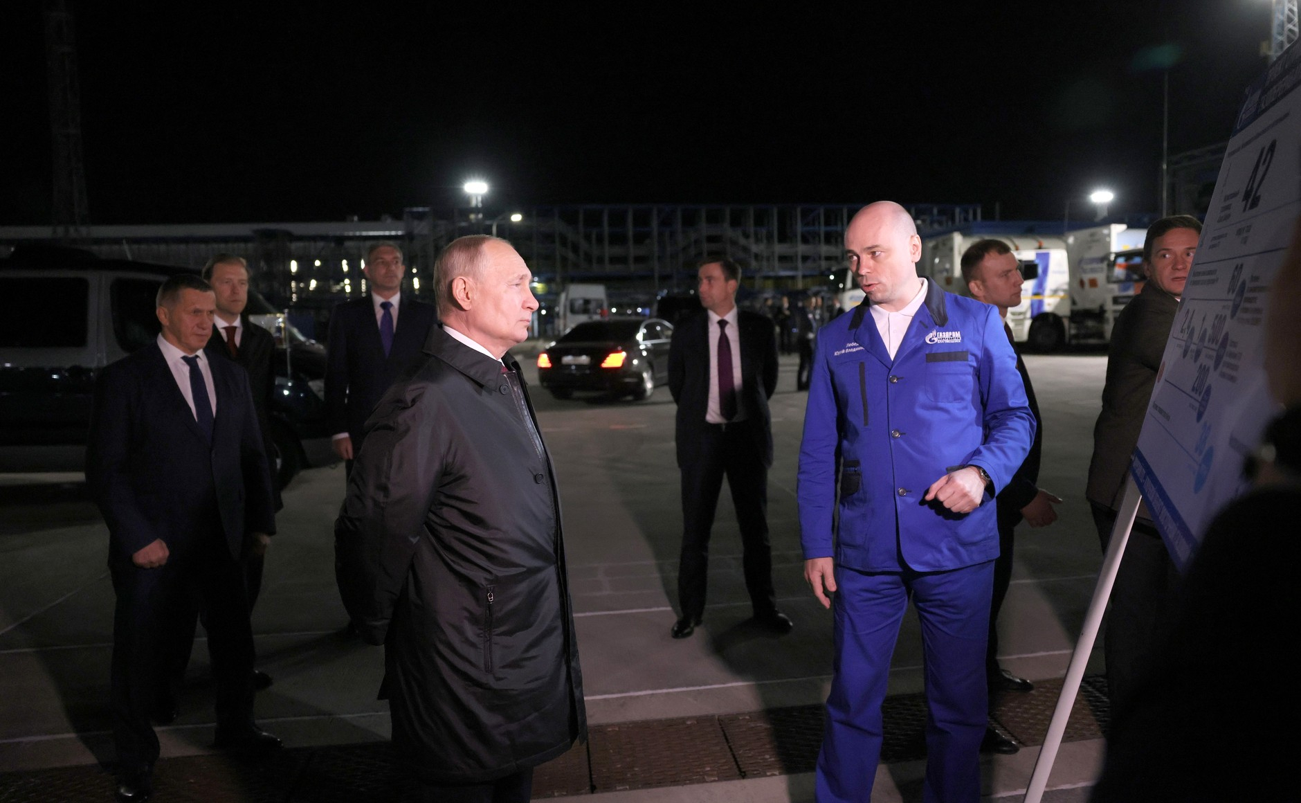 Владимир Путин побывал на Амурском газоперерабатывающем заводе