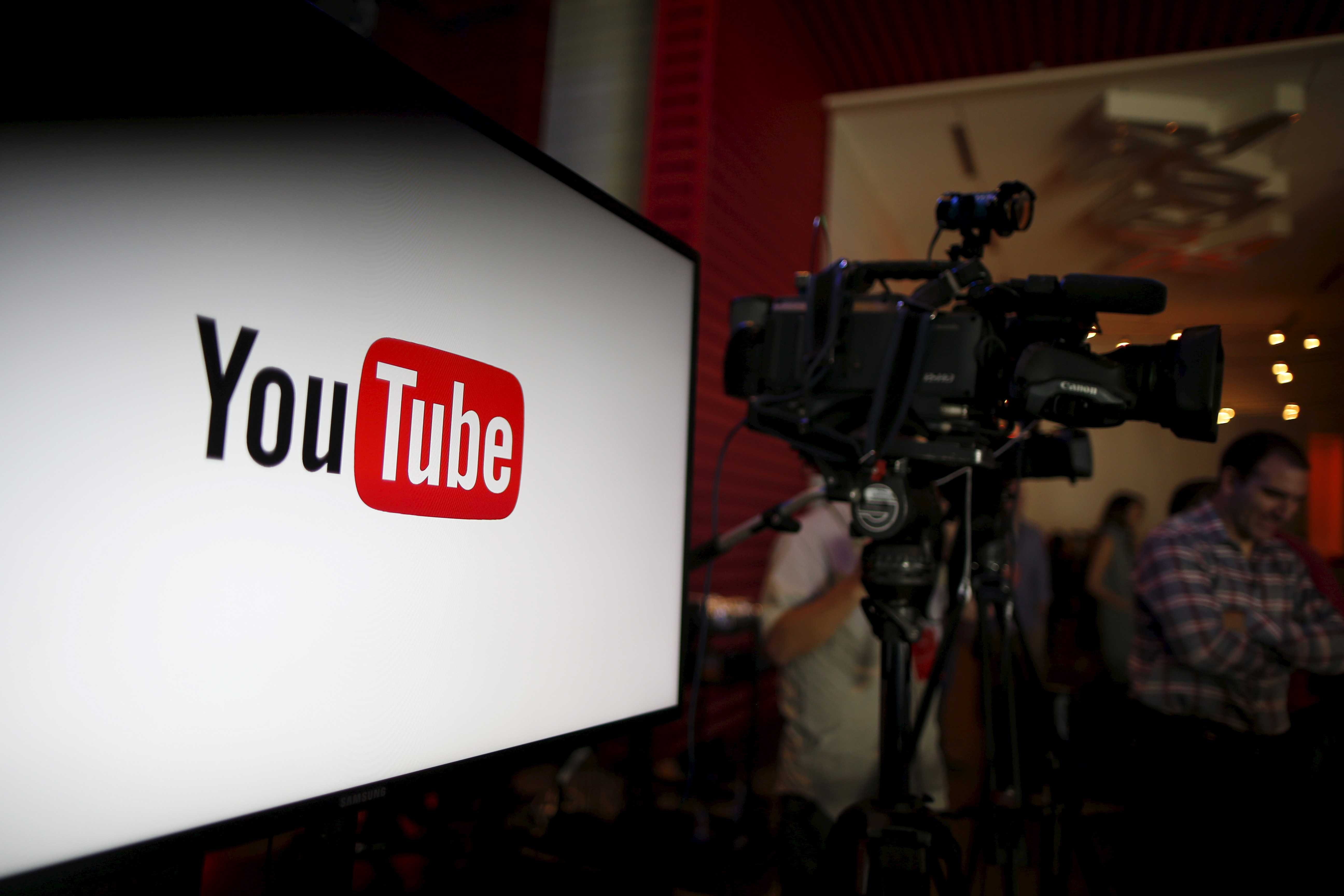 Госдума: у российских блогеров на YouTube нет будущего