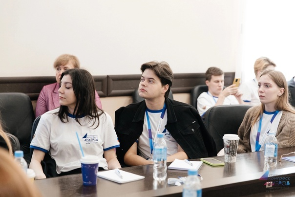 В педагогическом университете Луганска открылась программа «Обучение служением»