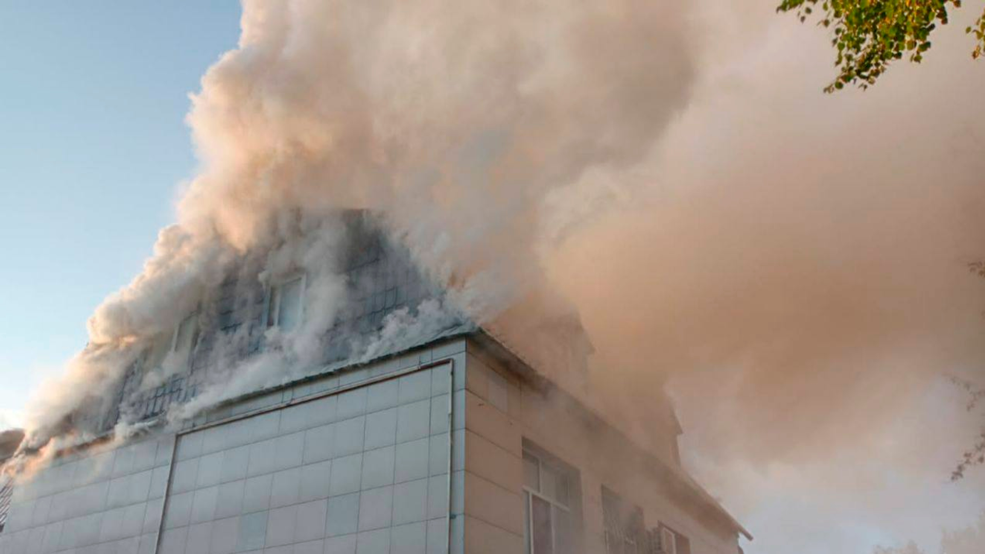 В подмосковном Щелково произошел крупный пожар