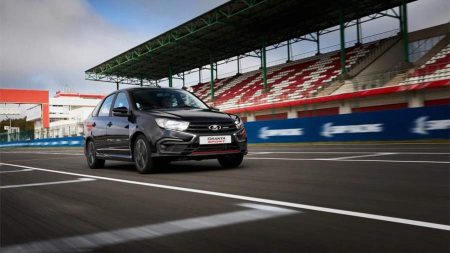 В России начались продажи новой Lada Granta Sport