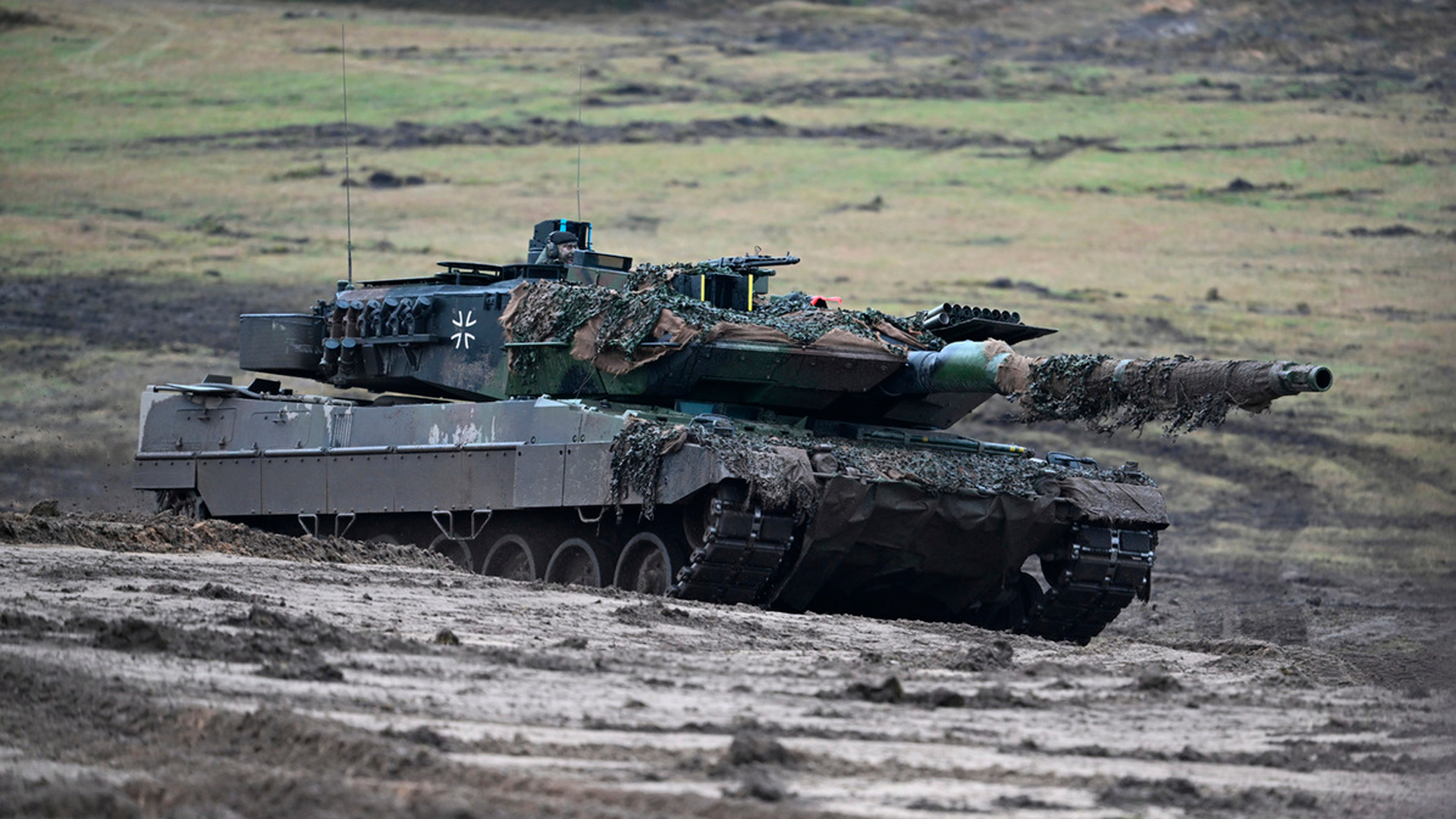 Русские бойцы уничтожили танки Leopard на Купянском направлении