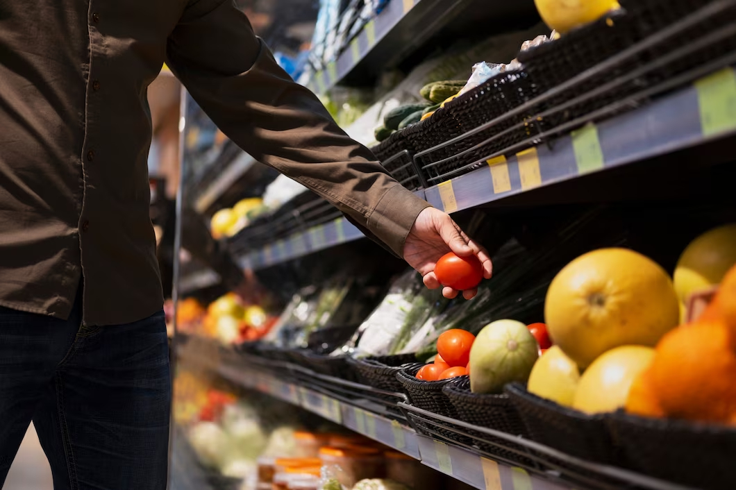Аксенов возмутился ростом цен на продукты в Крыму