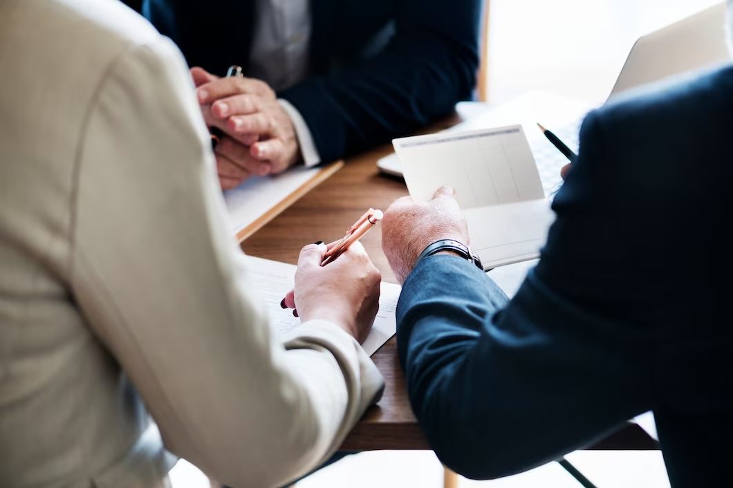 Сбер продает долги своих клиентов в недружественных юрисдикциях со скидкой более 50%