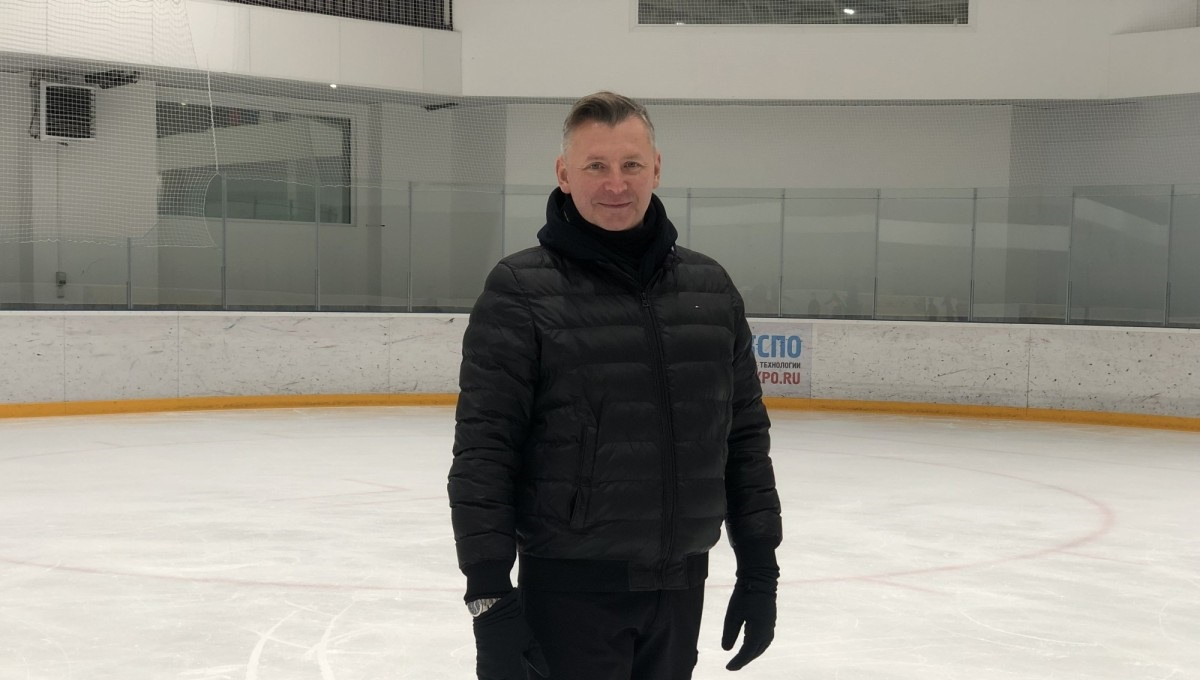 «Умерший» тренер по фигурному катанию Раевский оказался жив