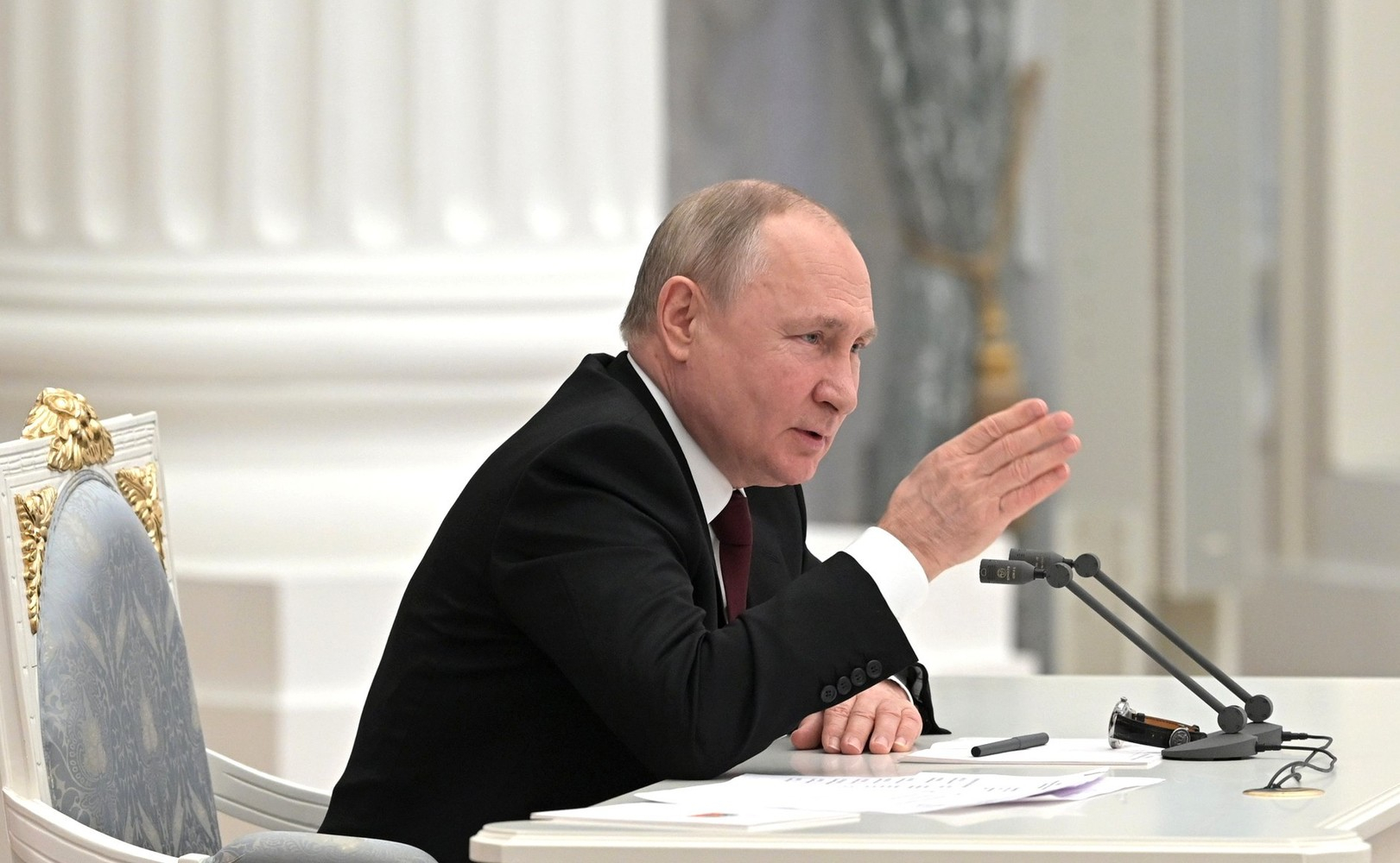 Путин назвал бой под Урожайным примером героизма