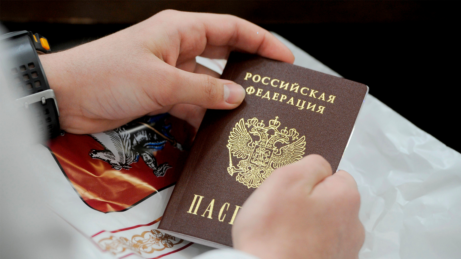 Жителя Камчатки лишили гражданства за призывы к убийству россиян