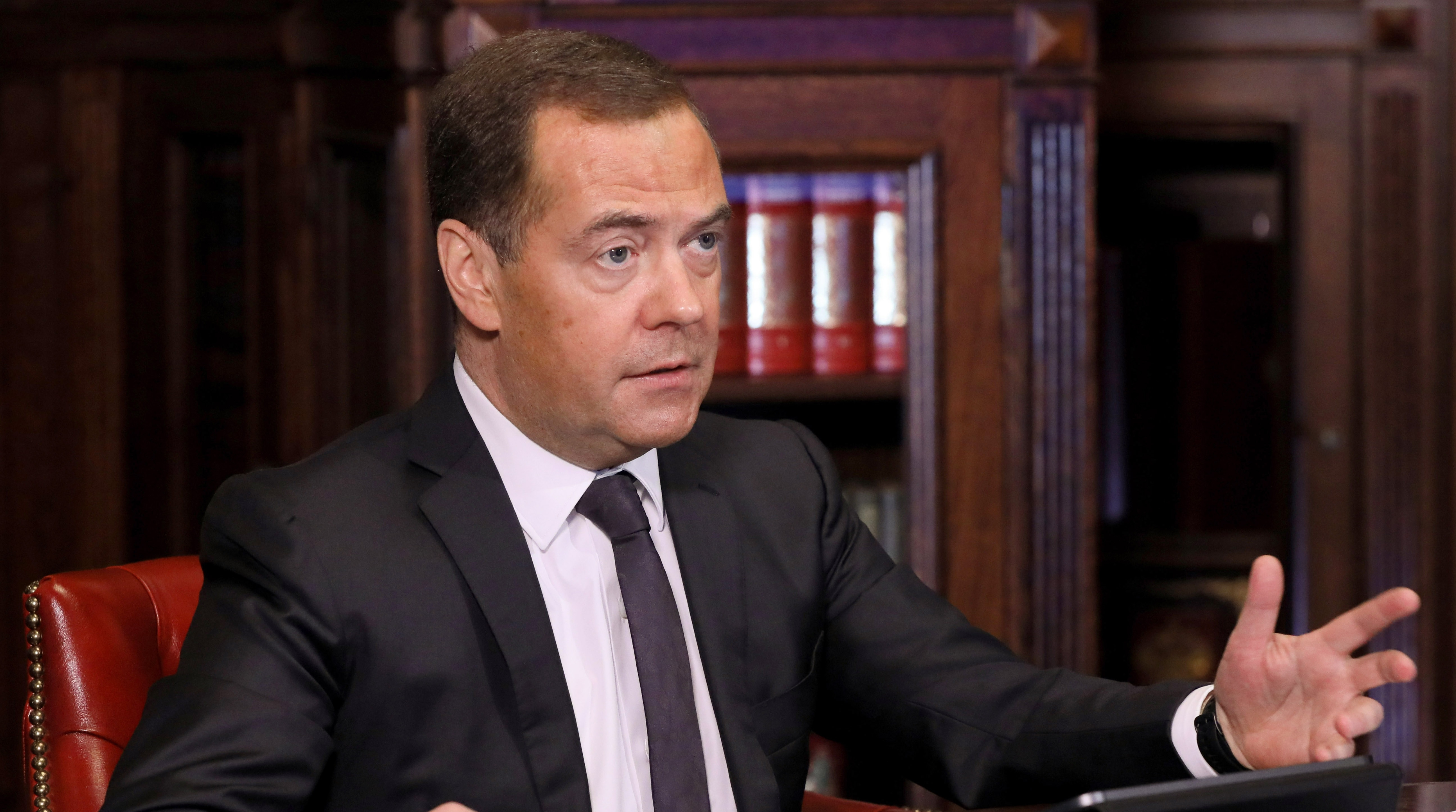 «Доигрались?»: Медведев обратился к НАТО из-за украинского оружия у ХАМАС