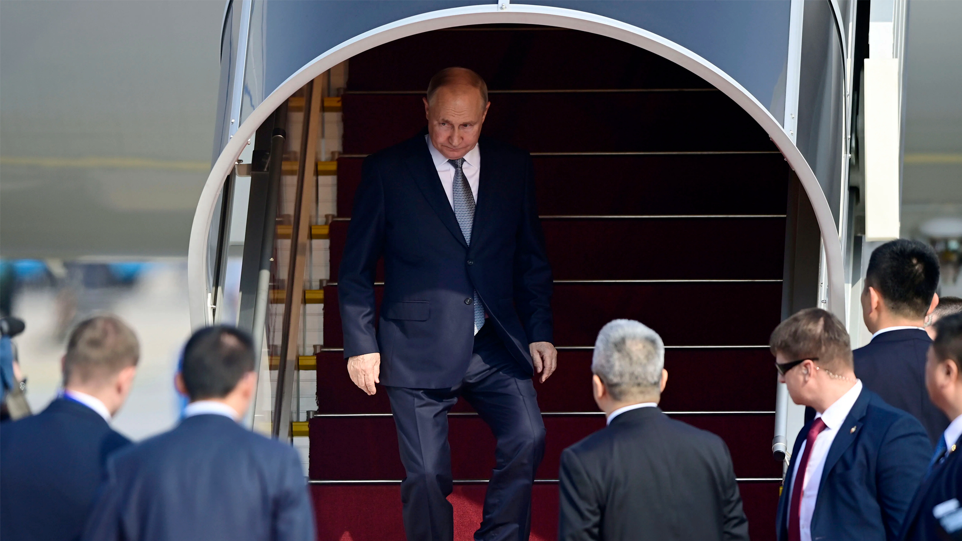 Newsweek: Китай встретил Путина красной дорожкой, которой не было во время визита Блинкена
