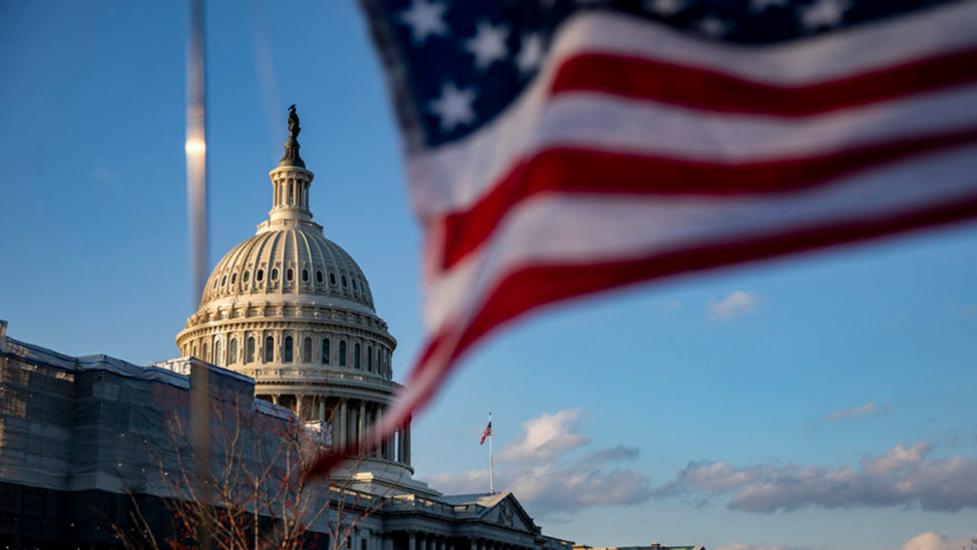 В Конгрессе США осудили вмешательство Белого дома в переговоры России и Украины