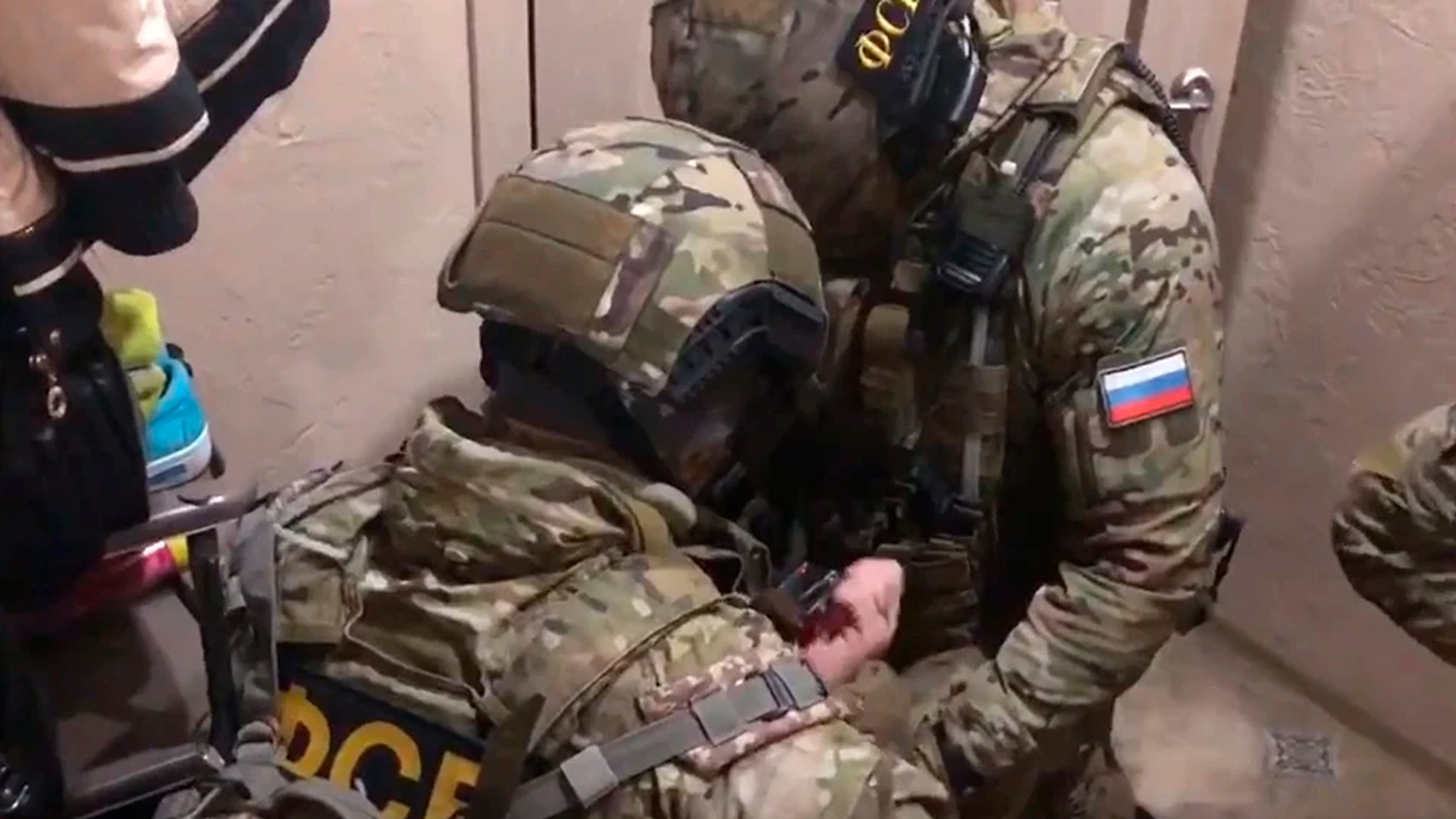 ФСБ задержала жительницу Югры по подозрению в госизмене
