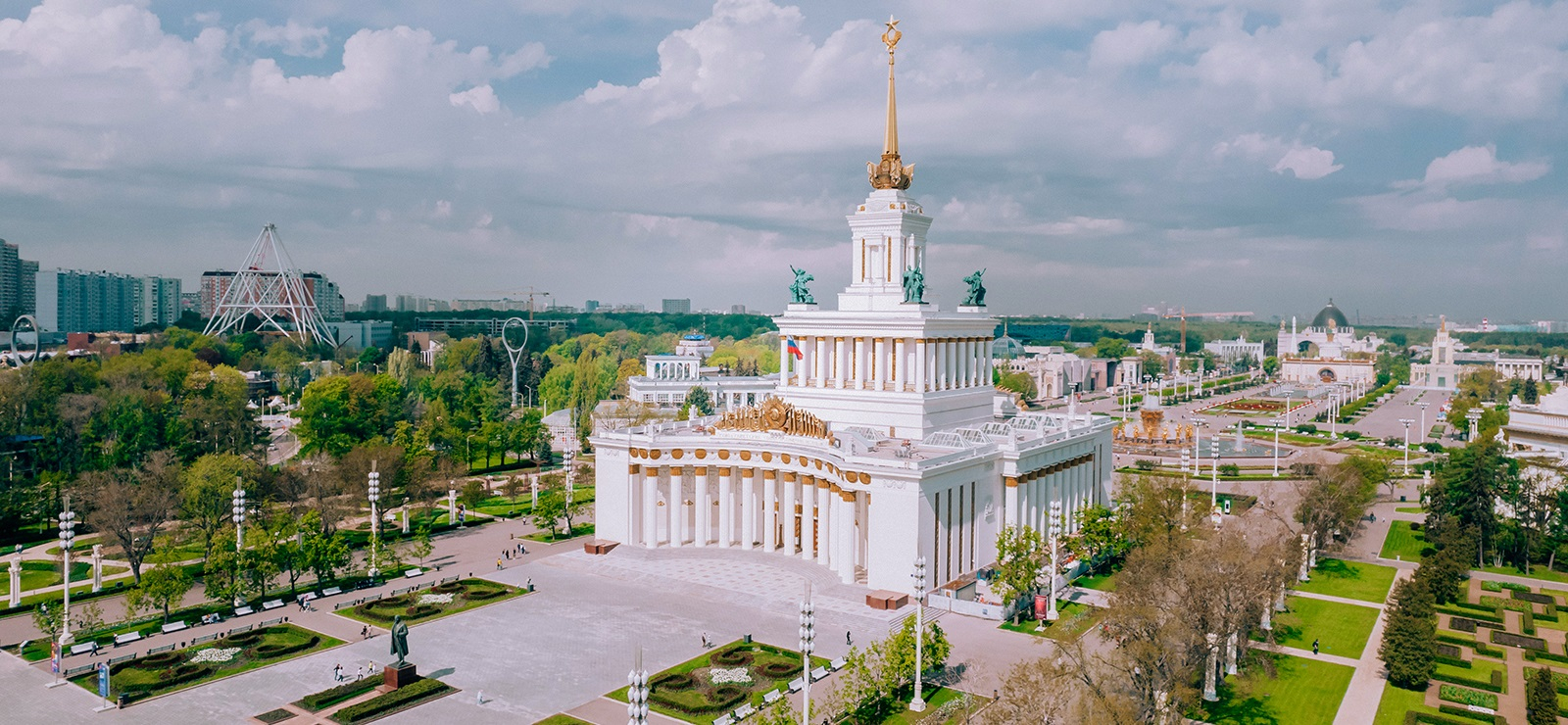 Москва подготовилась к международной выставке «Россия»