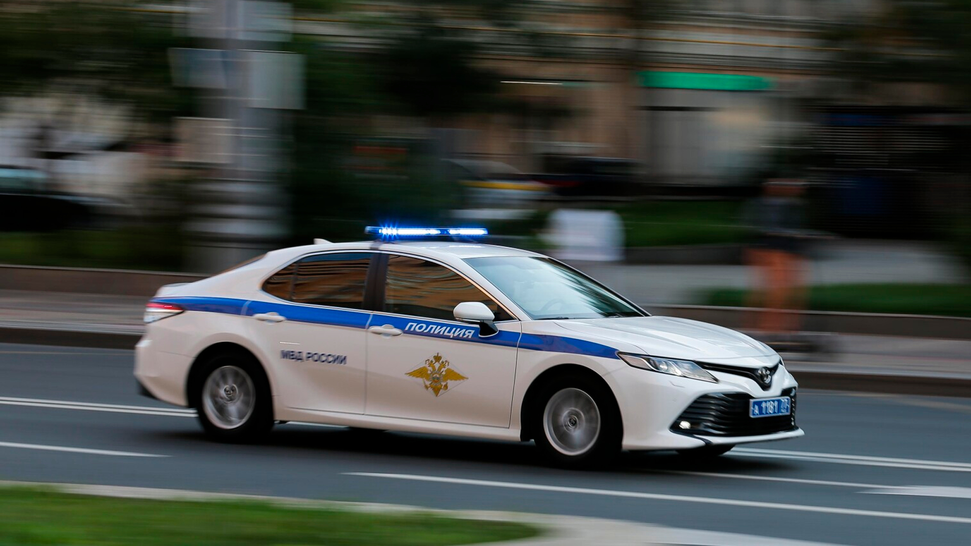 Российского полицейского задержали за слив мигрантам информации об облавах