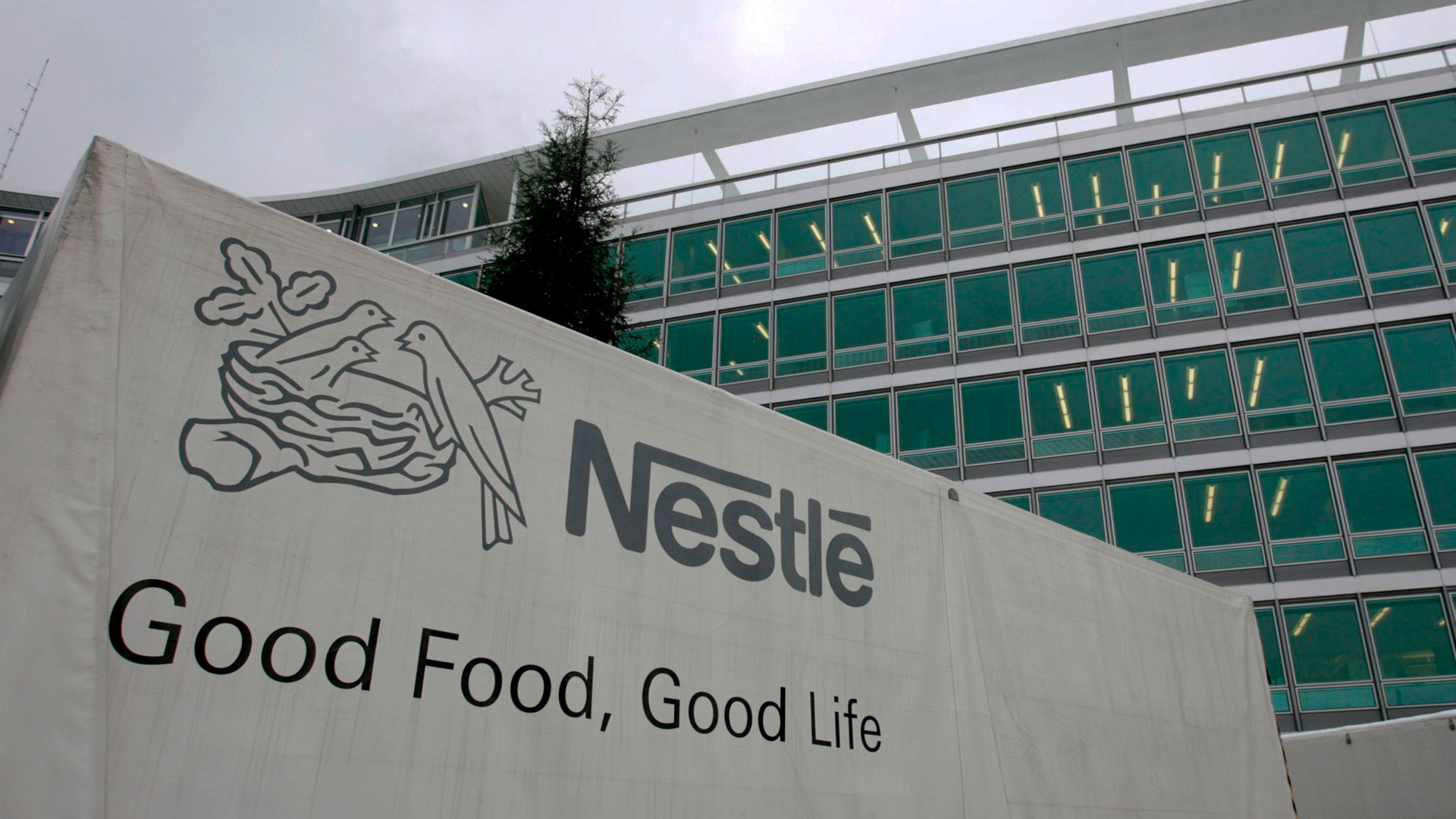 На Украине Nestlé внесли в список «спонсоров войны»