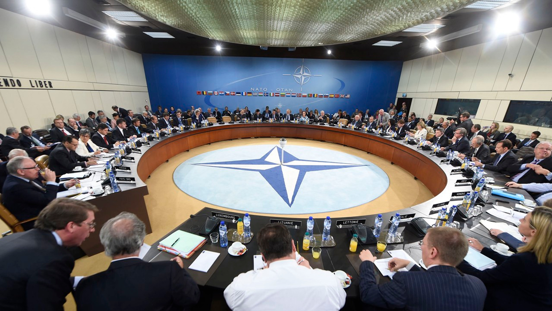 Страны НАТО решили приостановить участие в ДОВСЕ