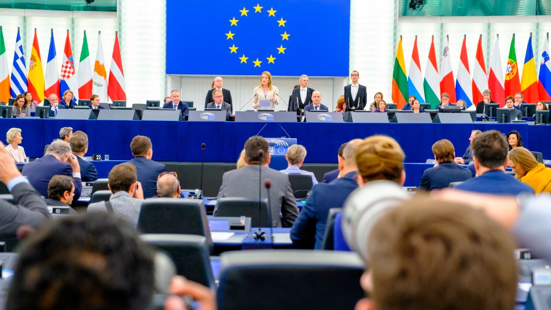 Европарламент призвал не конфисковывать автомобили россиян