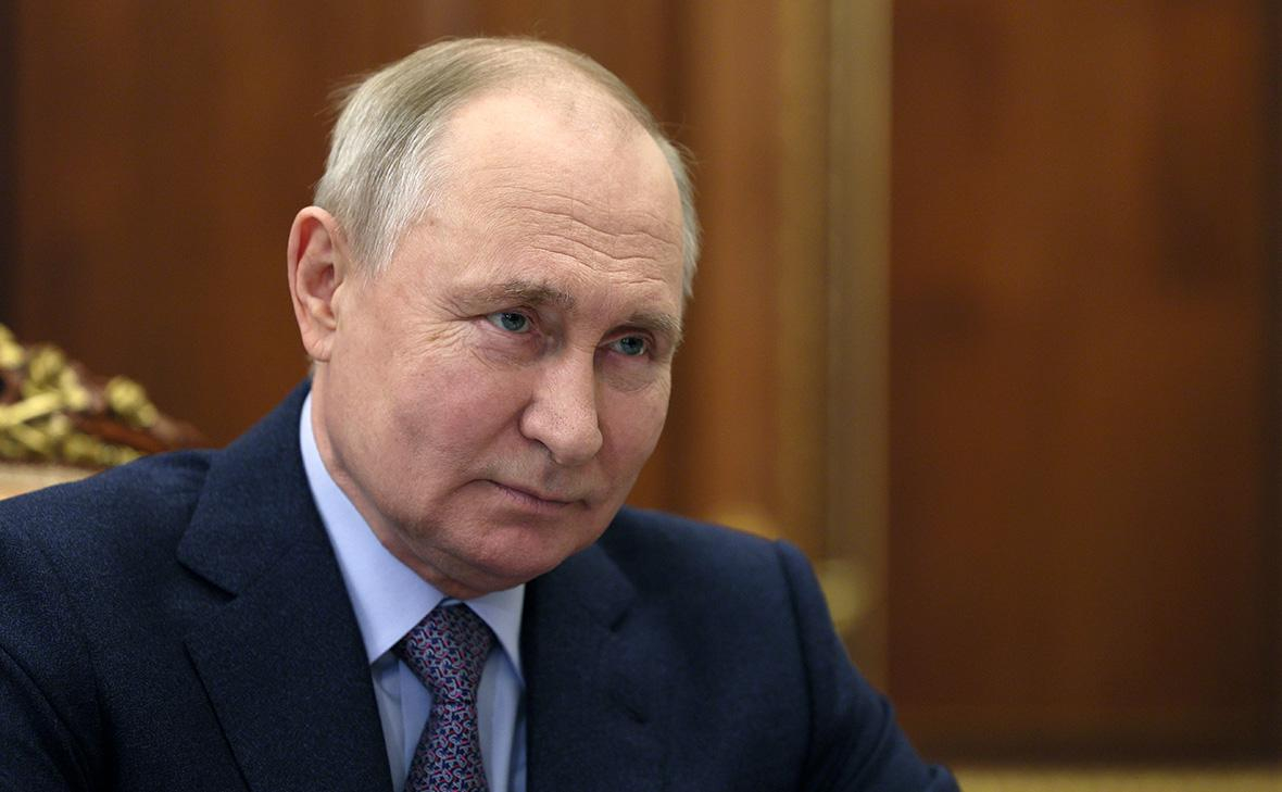 Путин заявил о важности борьбы с попытками расколоть российское общество