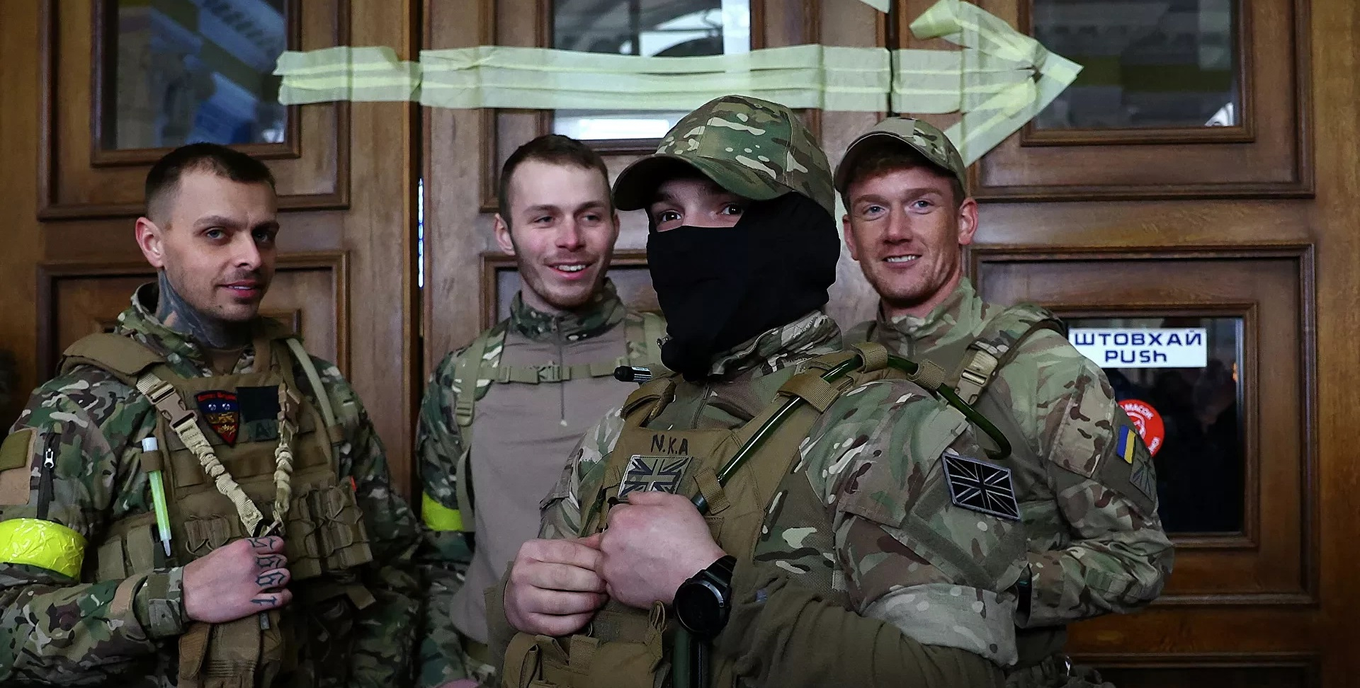 Офицер ВСУ рассказал о бегстве иностранных наемников с Украины