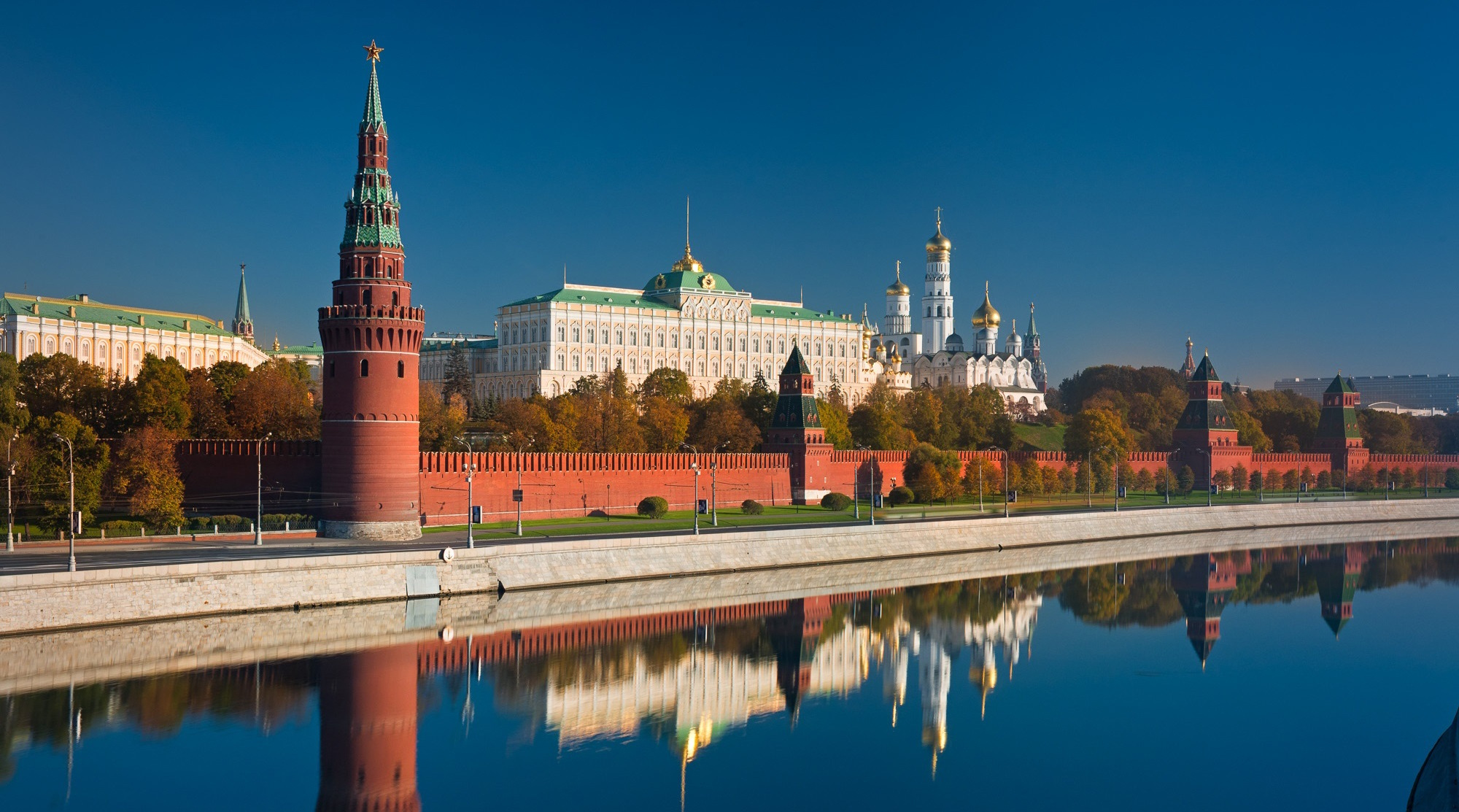 Кремль прокомментировал возможное закрытие границы с Финляндией