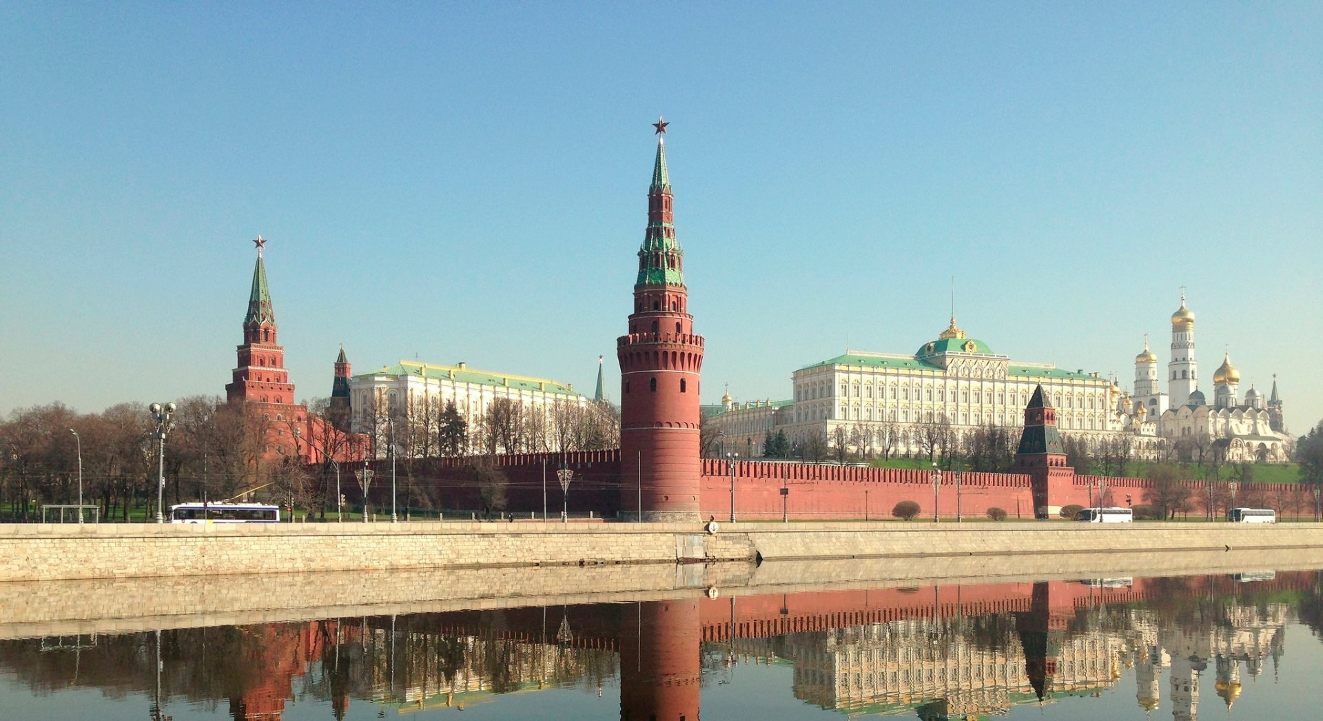 Кремль объяснил, почему Москва называет украинские власти «режимом»
