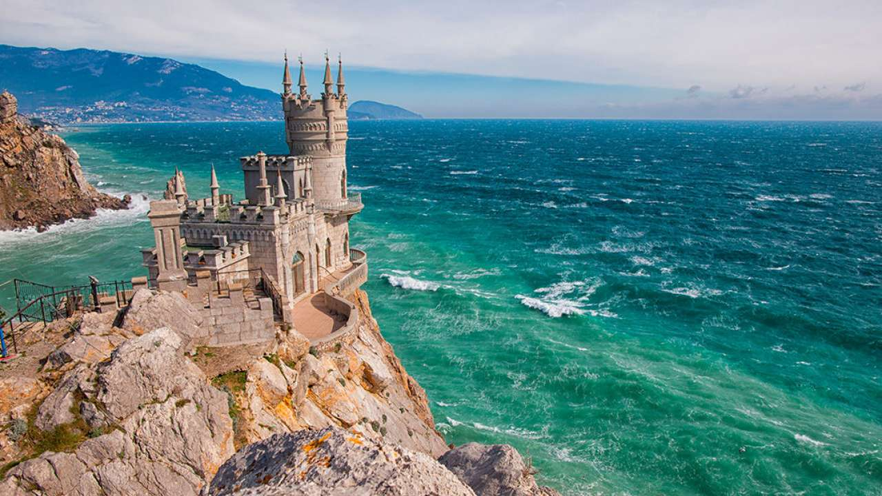 Власти Украины предложили переименовать города в Крыму