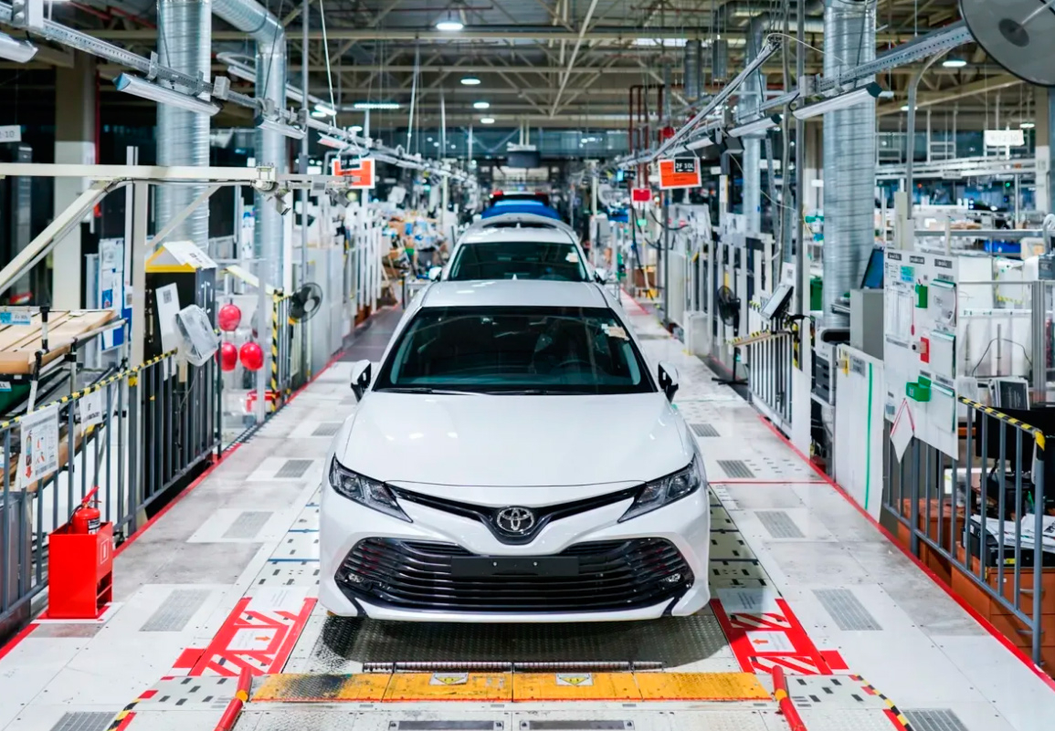 В Китае Toyota приостановила работу завода из-за падения продаж автомобилей