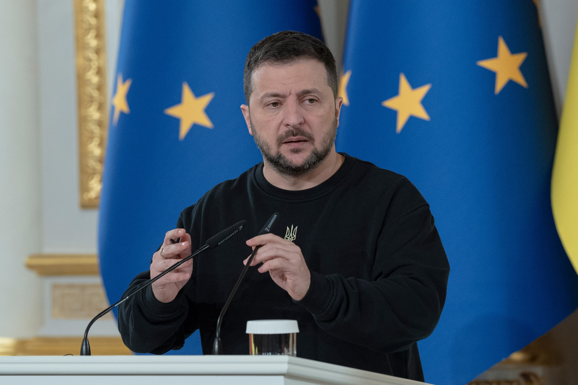 Глава Минобороны Украины объяснил отмену выступления Зеленского в Конгрессе