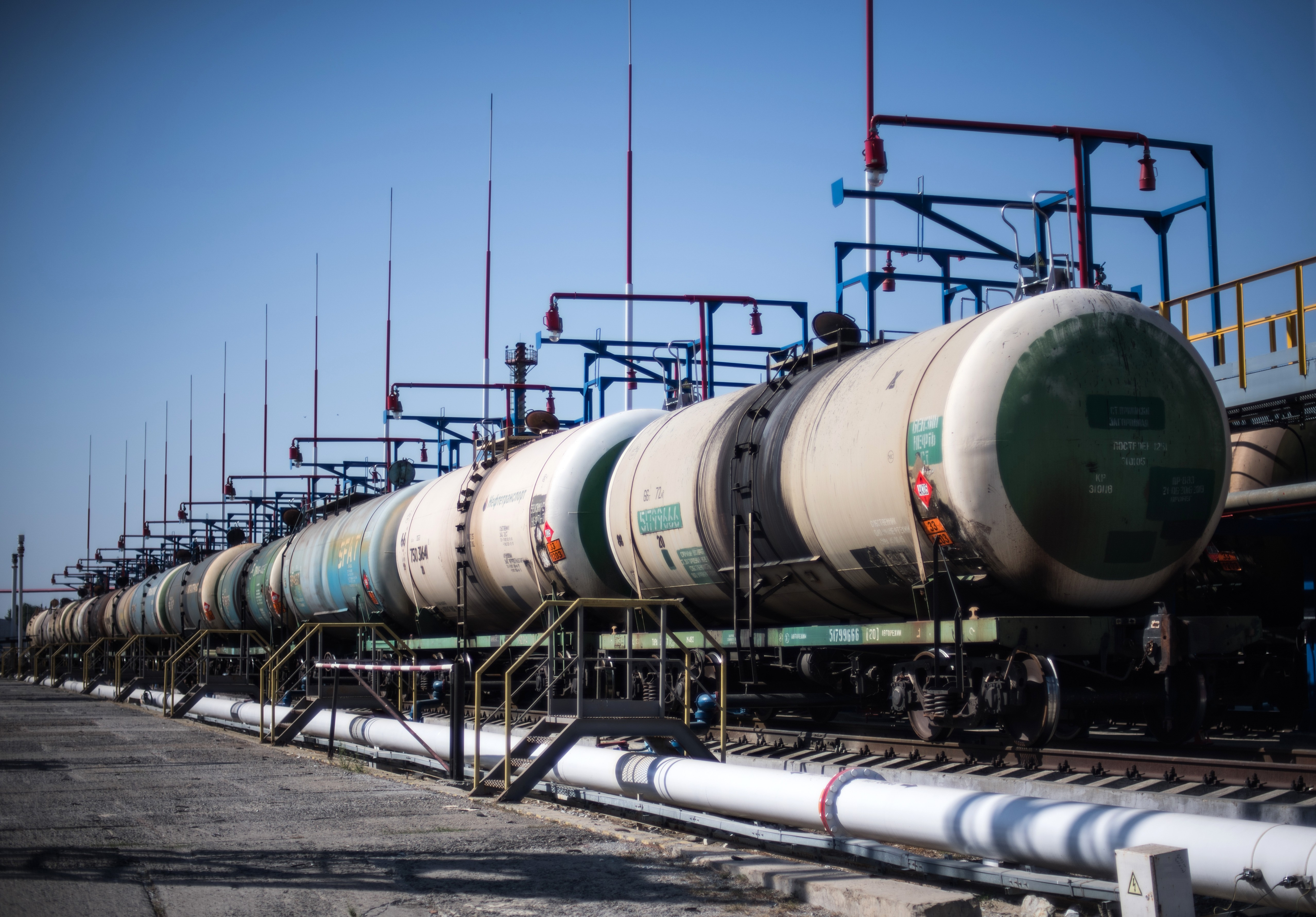 Bloomberg: доходы России от экспорта нефти превысили показатели до СВО