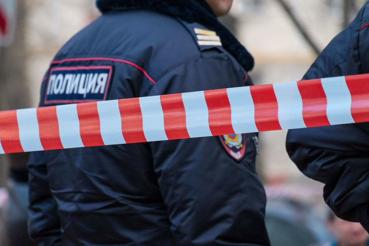Восьмиклассница устроила стрельбу в школе Брянска