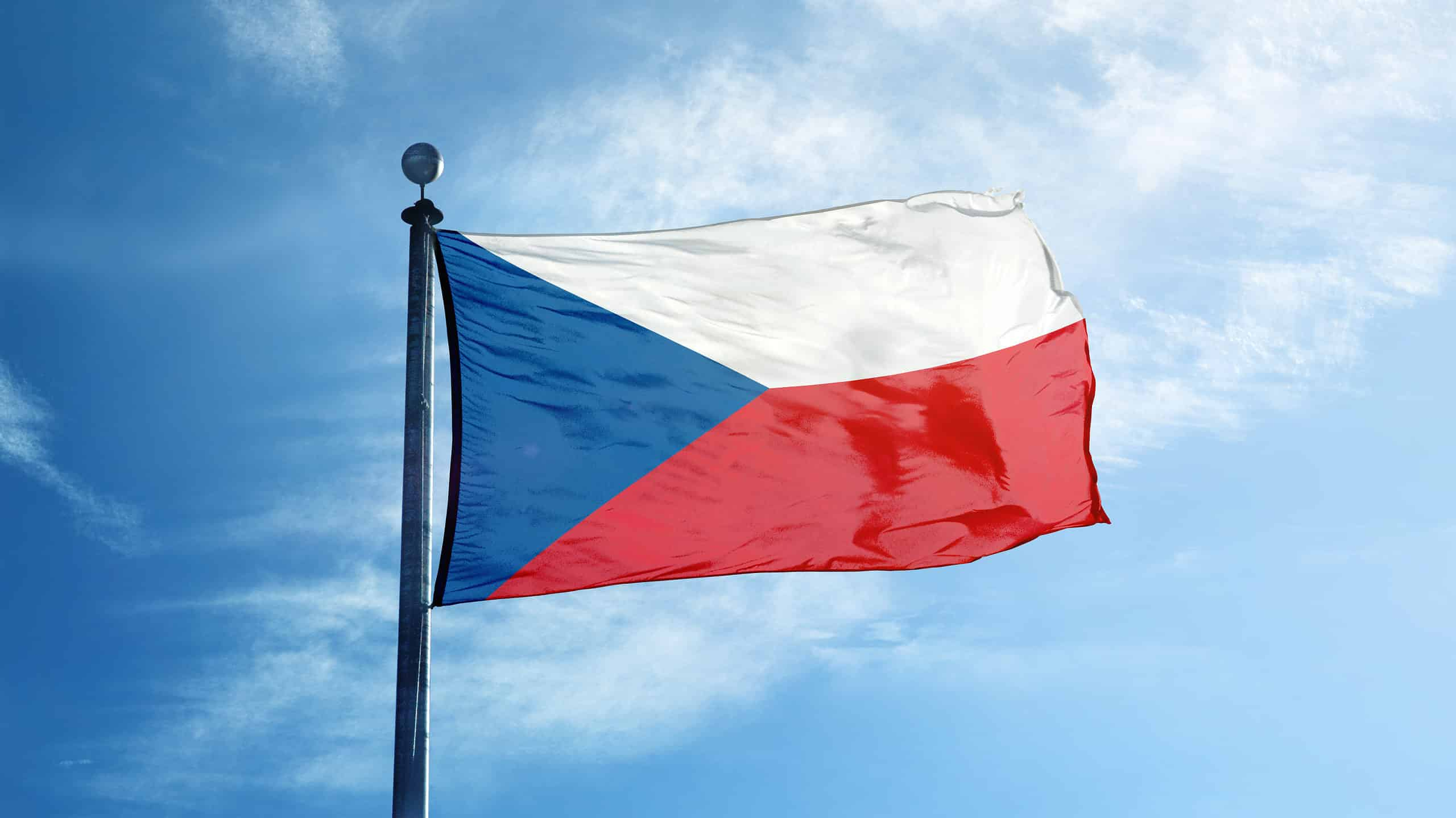 Власти Чехии разрешили 152 гражданам присоединиться к ВСУ