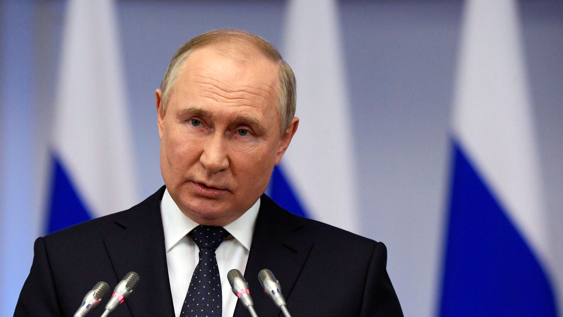 Путин поздравил Совет Федерации с 30-летием