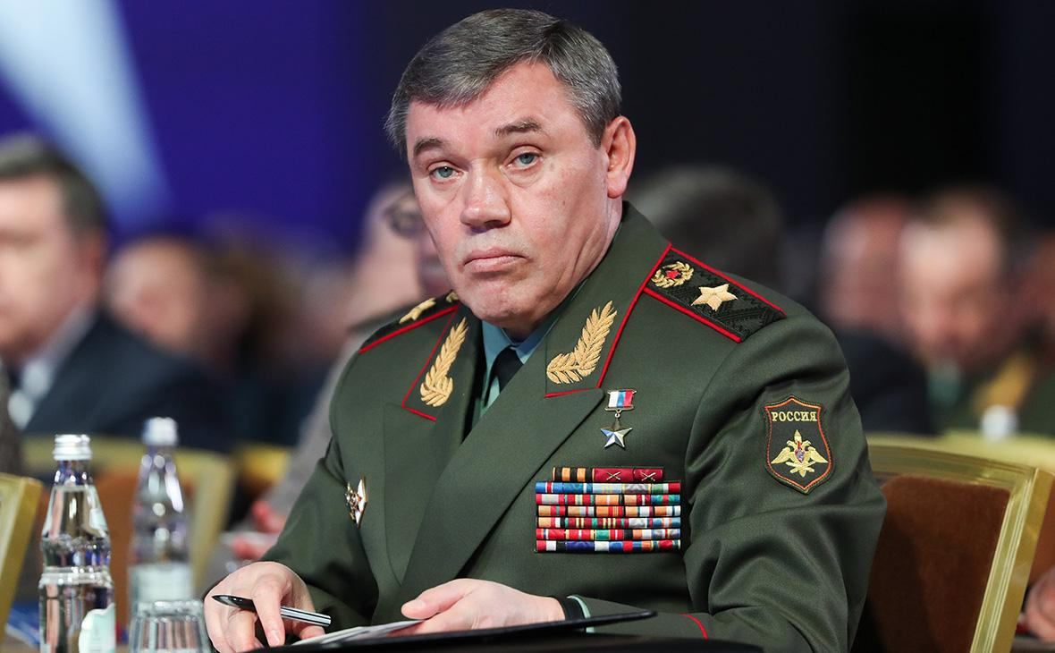 Герасимов заявил об угрозе усиления конфронтации России и Запада