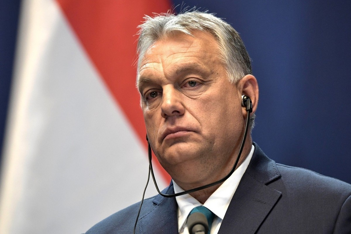 Орбан спросил ЕС, примет ли он Украину вместе с российскими военными