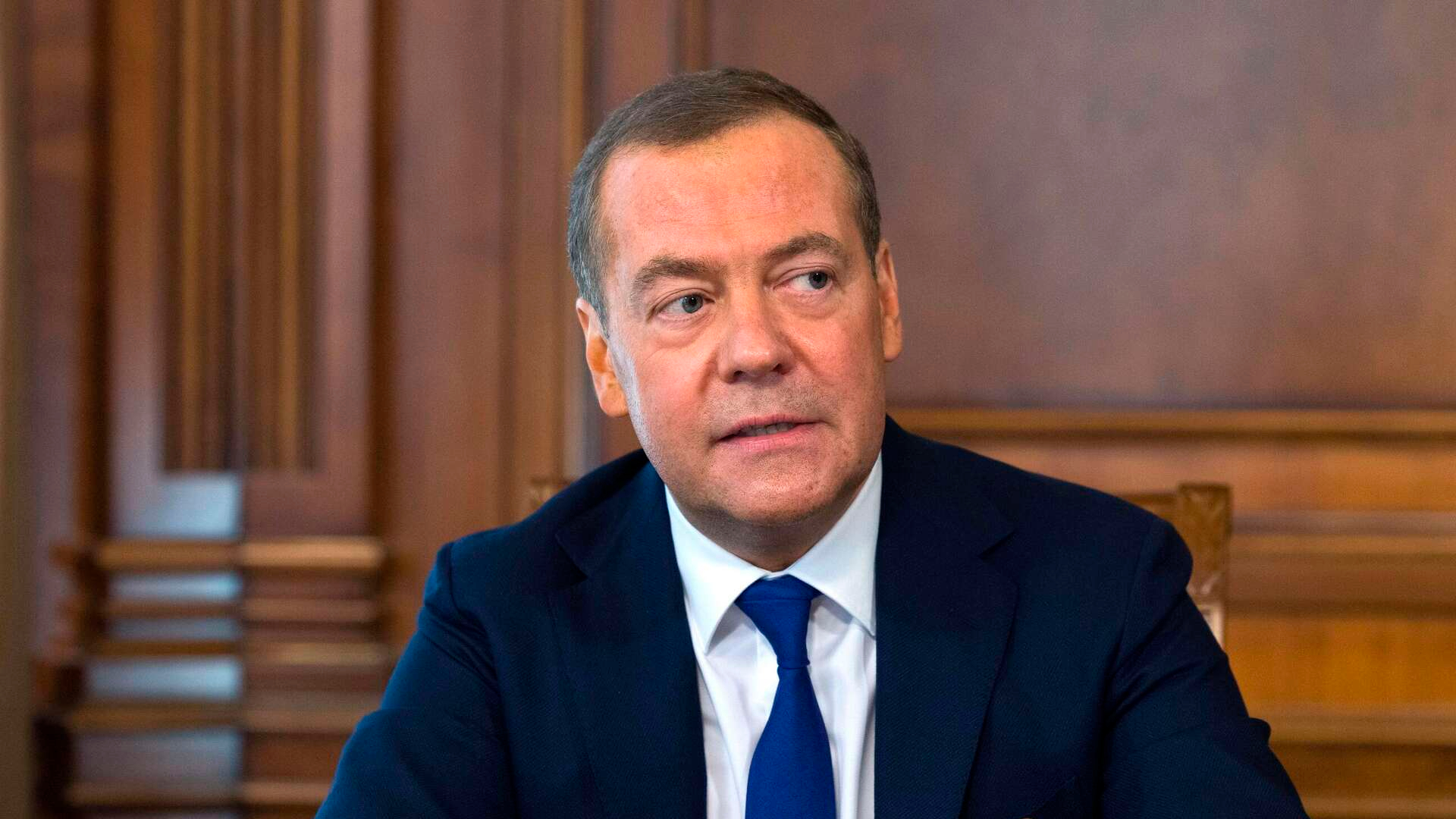 Медведев предложил ввести в УК Украины наказание за приготовление оливье и селедки по шубой