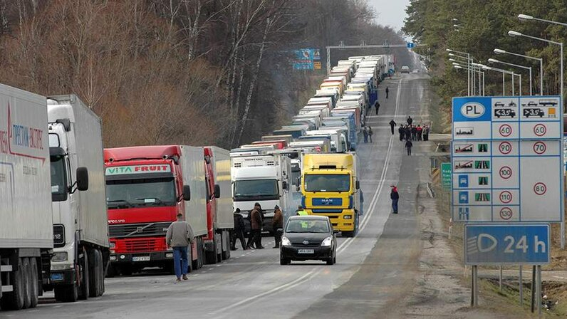 Польские фермеры заблокировали движение через КПП на границе с Украиной
