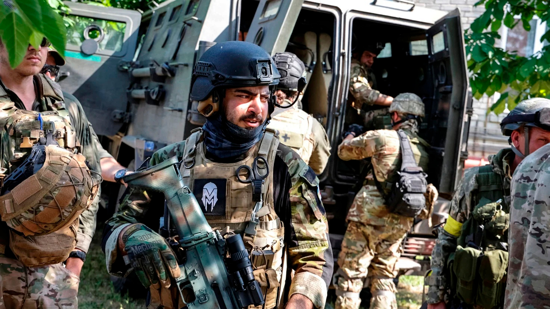 Американские неонацисты отказались от поддержки Украины
