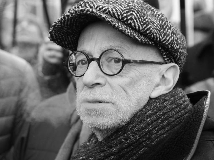 Умер поэт Лев Рубинштейн