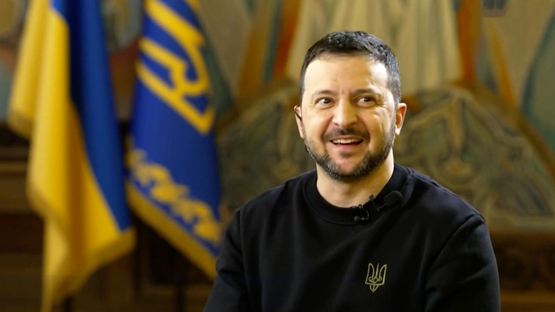 WSJ: Зеленский использовал военное положение для устранения конкурентов
