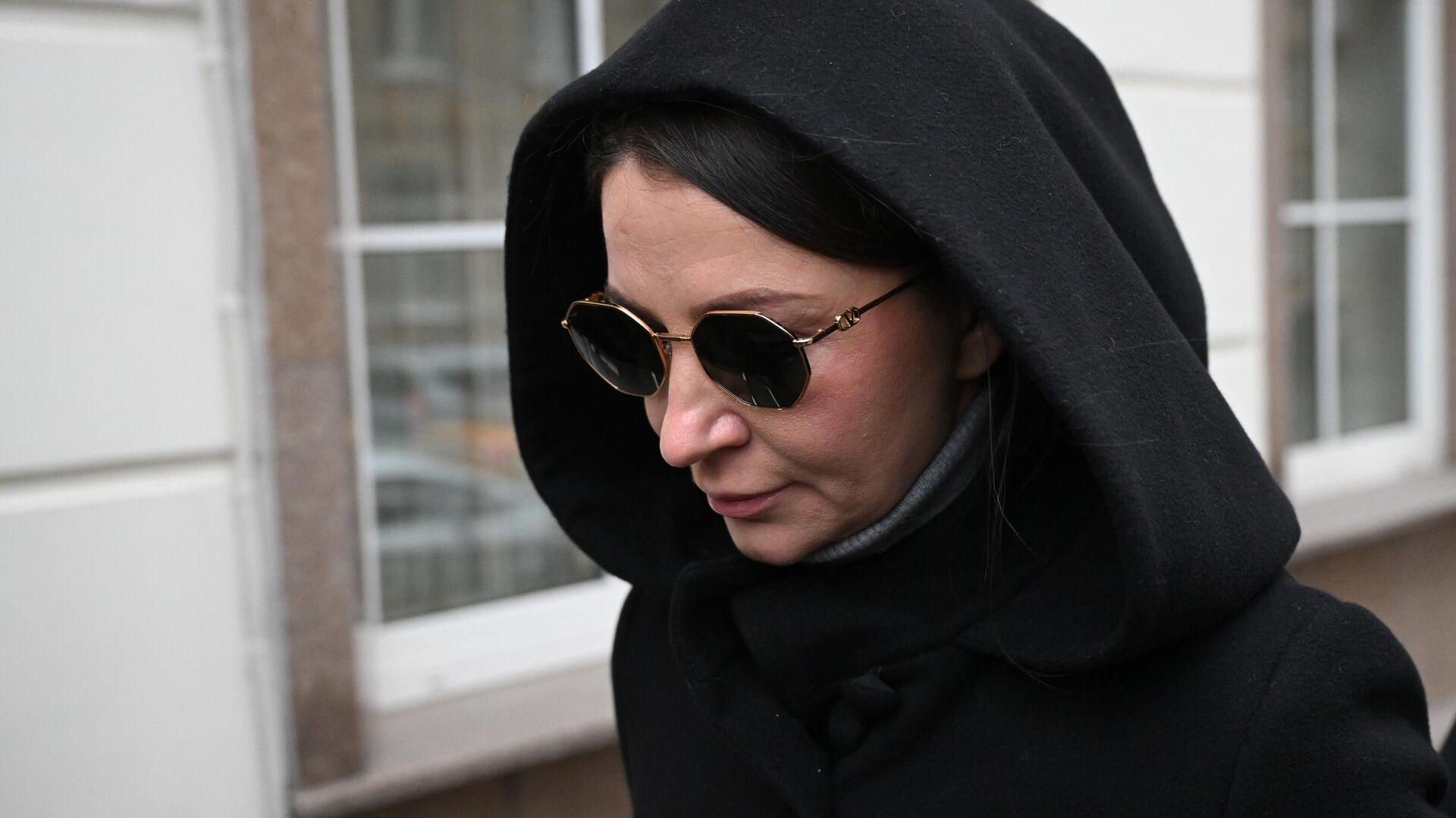 Блогера Блиновскую доставили в Замоскворецкий суд